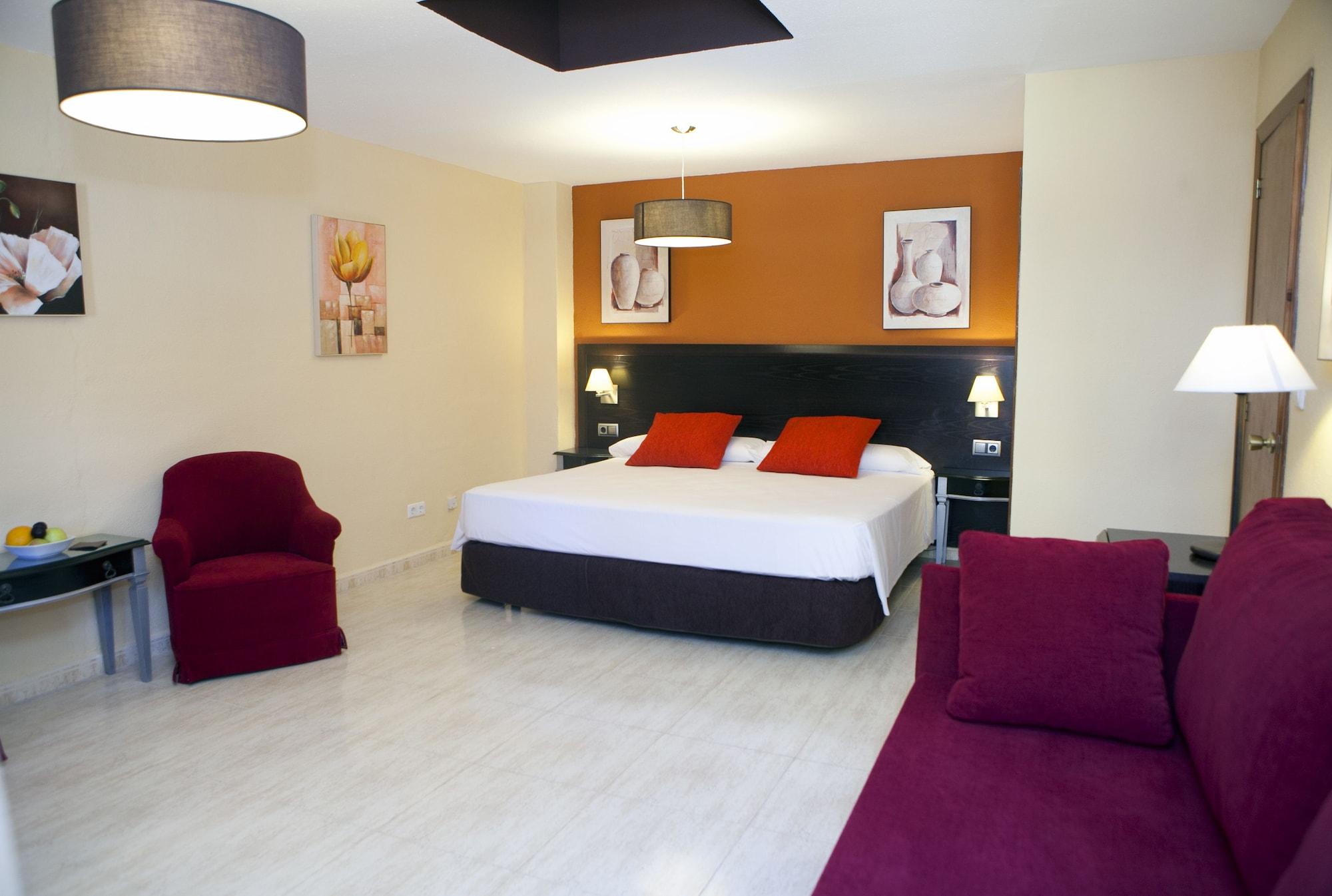 Moon Dreams Fuengirola Hotel Ngoại thất bức ảnh