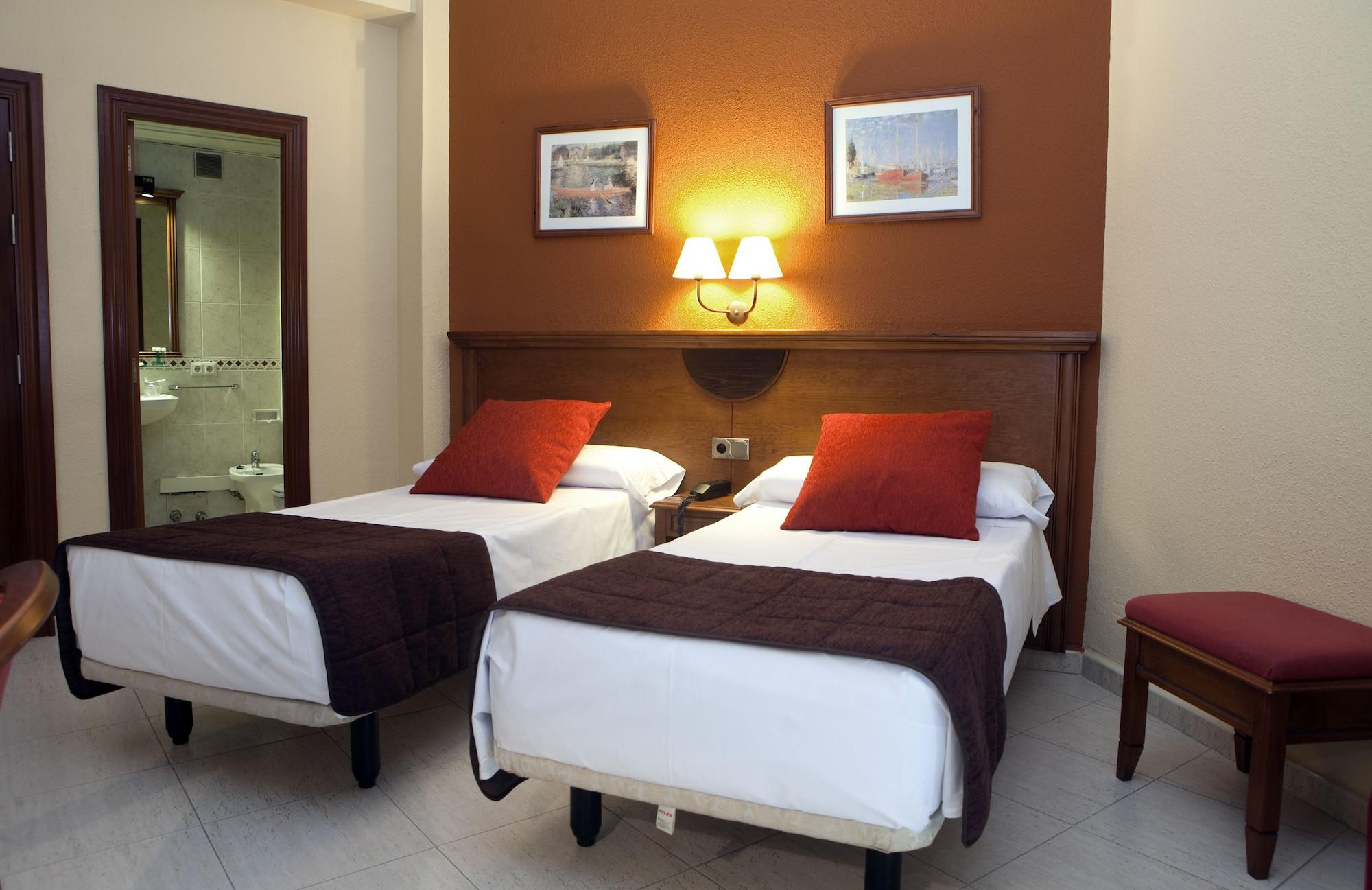 Moon Dreams Fuengirola Hotel Ngoại thất bức ảnh