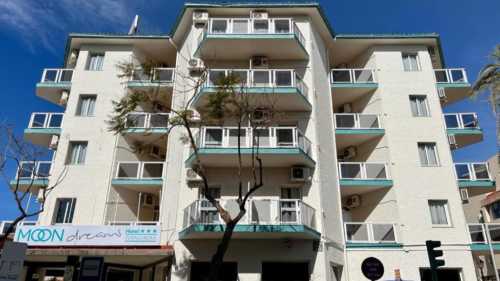 Moon Dreams Fuengirola Hotel Ngoại thất bức ảnh