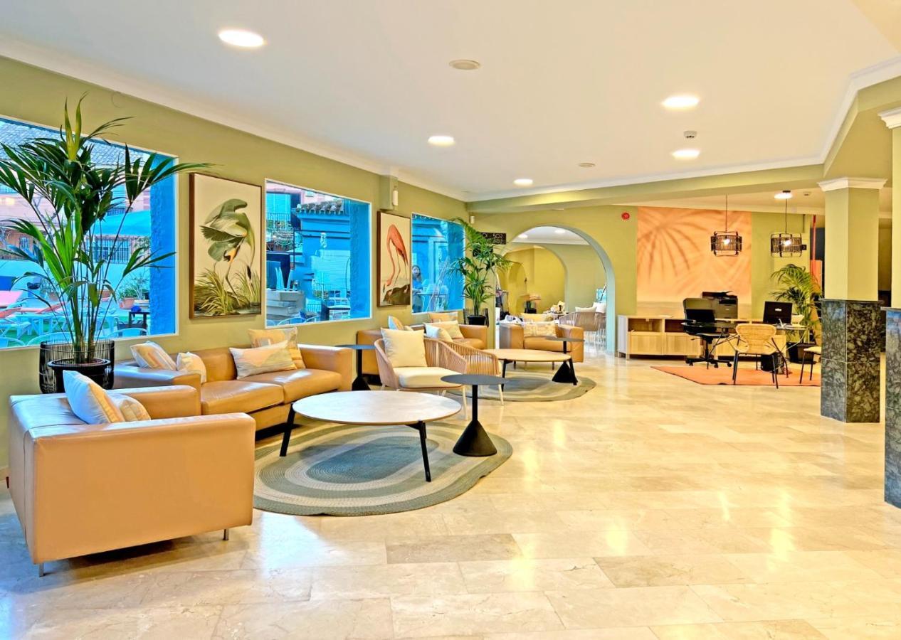 Moon Dreams Fuengirola Hotel Ngoại thất bức ảnh