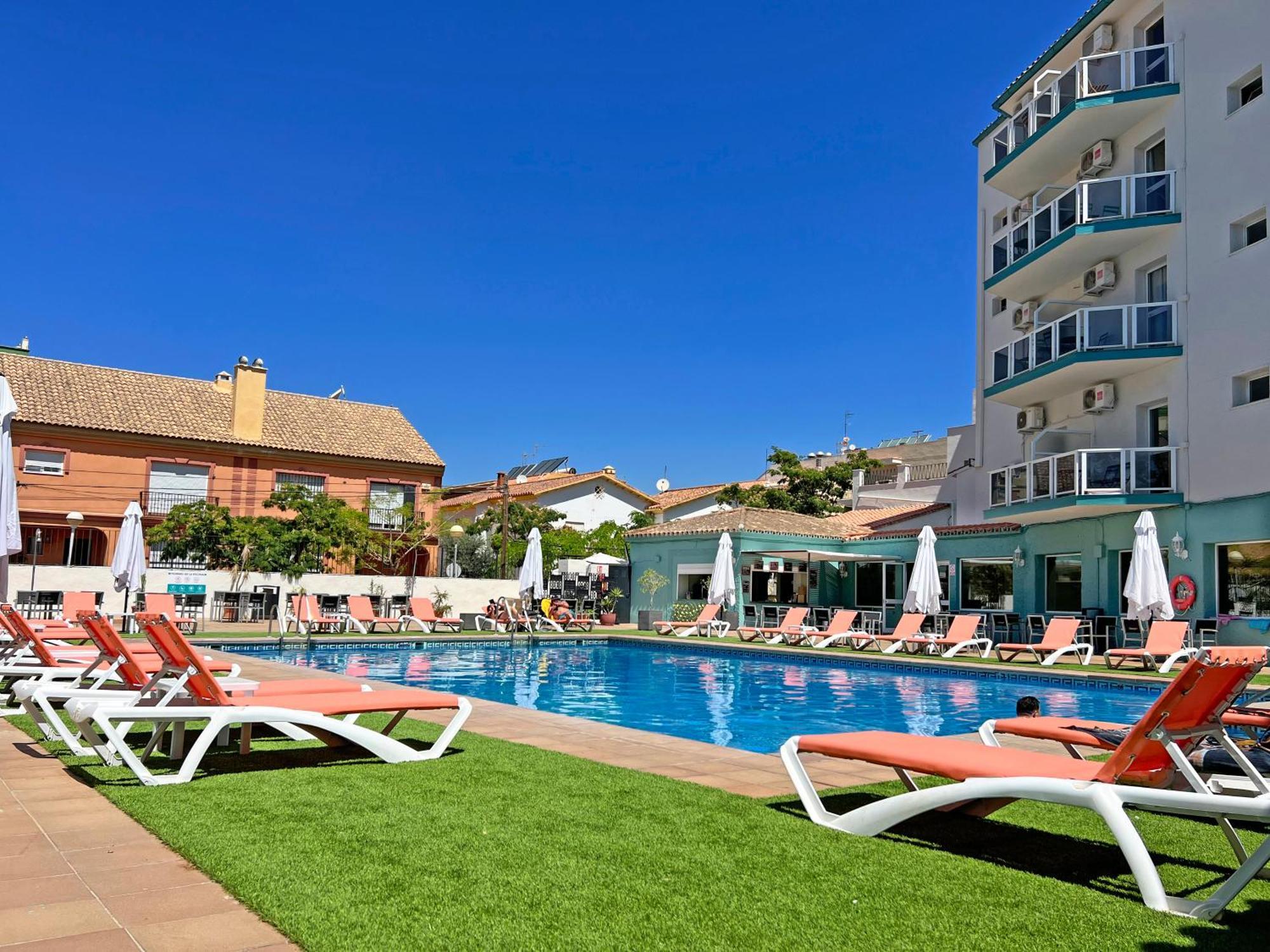 Moon Dreams Fuengirola Hotel Ngoại thất bức ảnh
