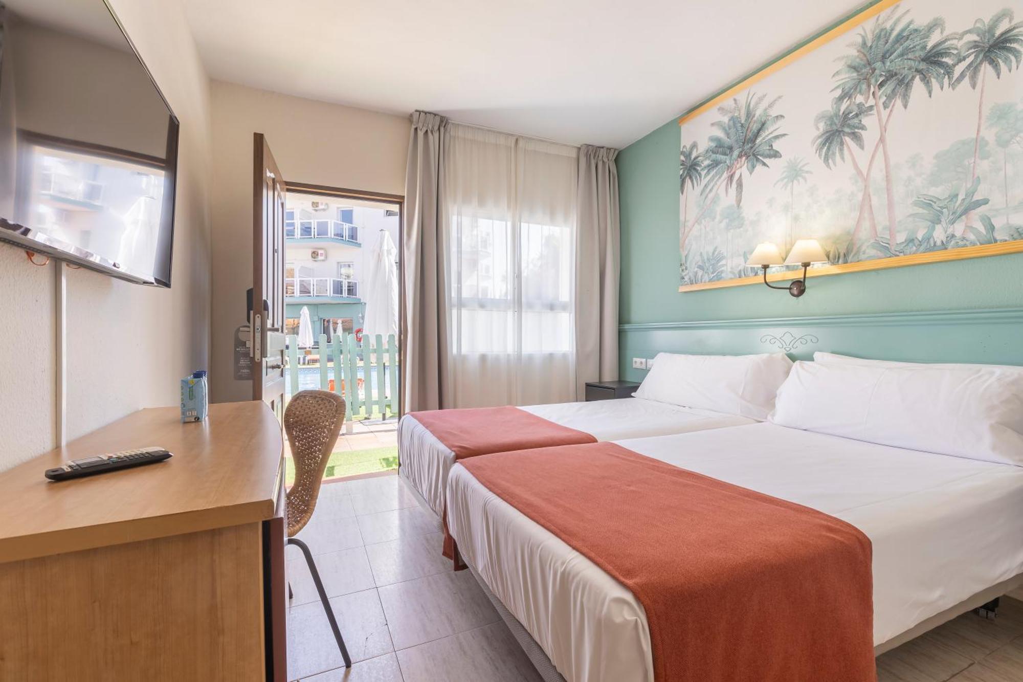 Moon Dreams Fuengirola Hotel Ngoại thất bức ảnh